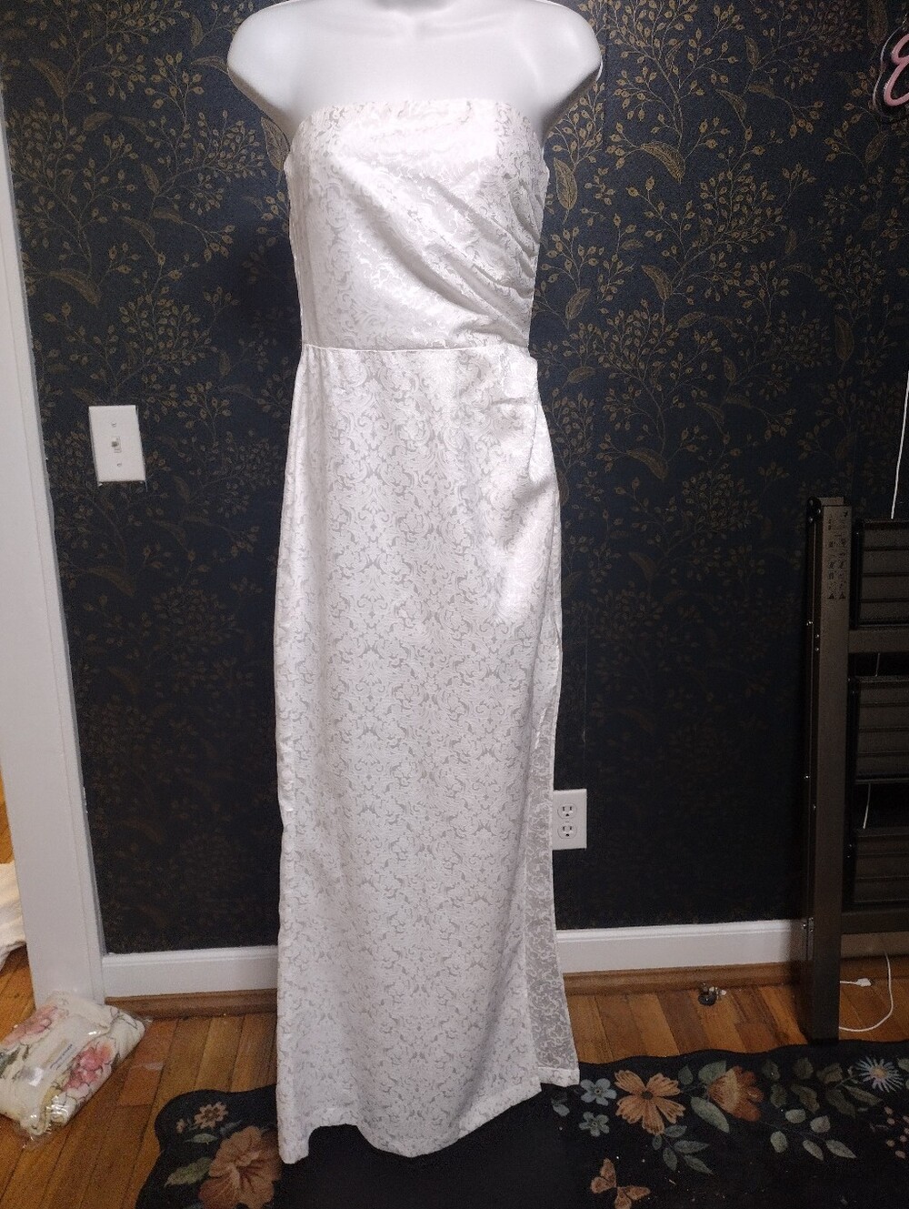 Fate White Strapless Satin Brocade Dress